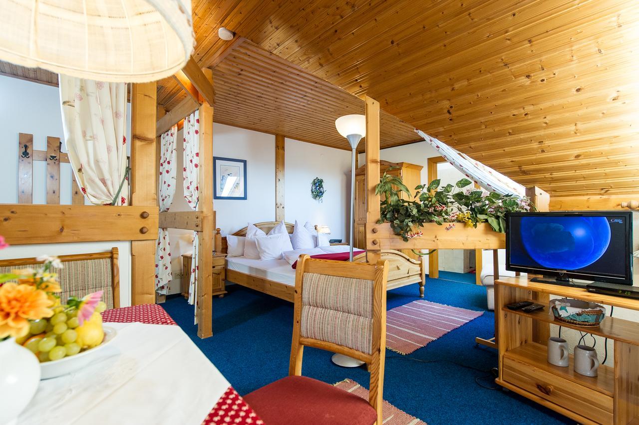 Ferienwohnungen Salmen Pörtschach am Wörthersee Екстериор снимка